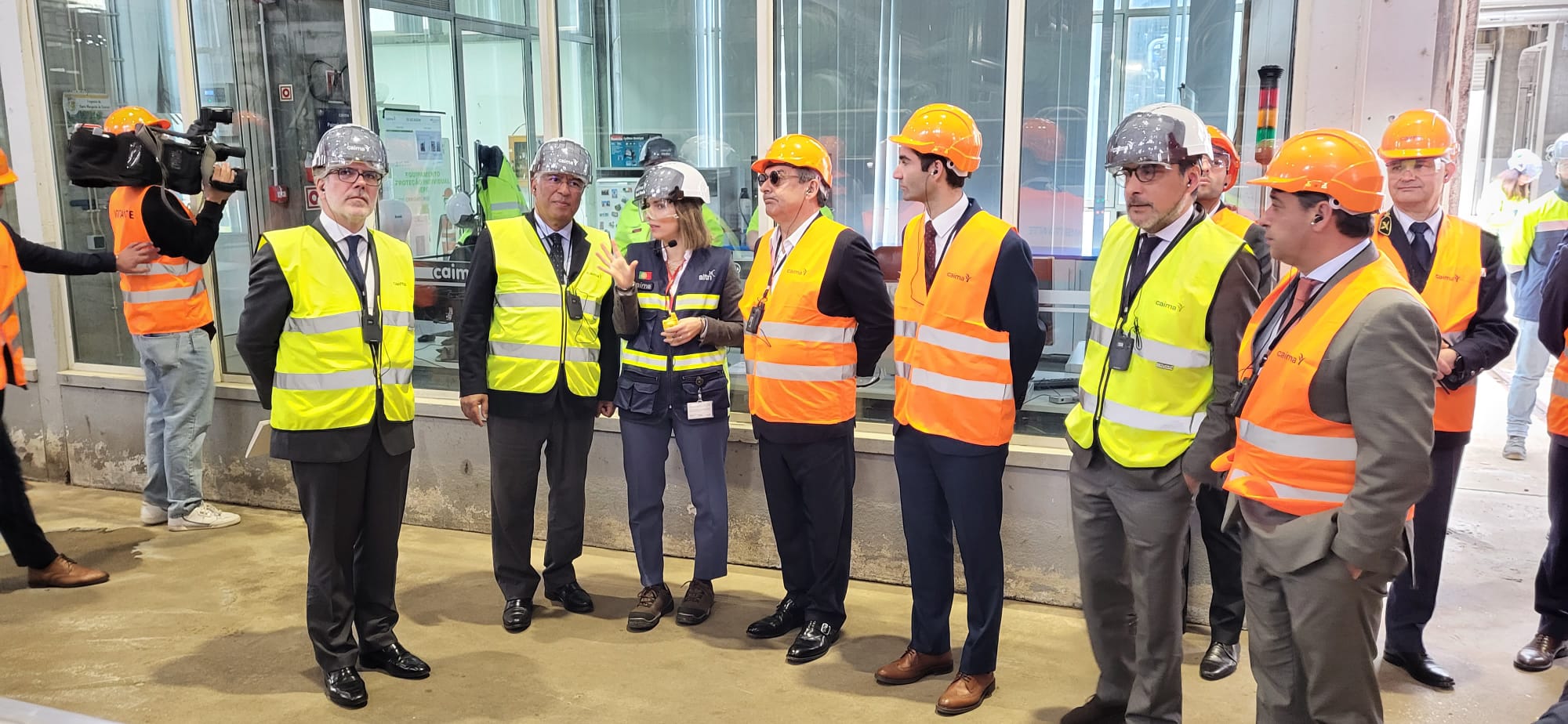 Prime Minister visits construction work on the new Caima biomass plant
